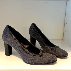 VINTAGE RALPH LAUREN PUMPS